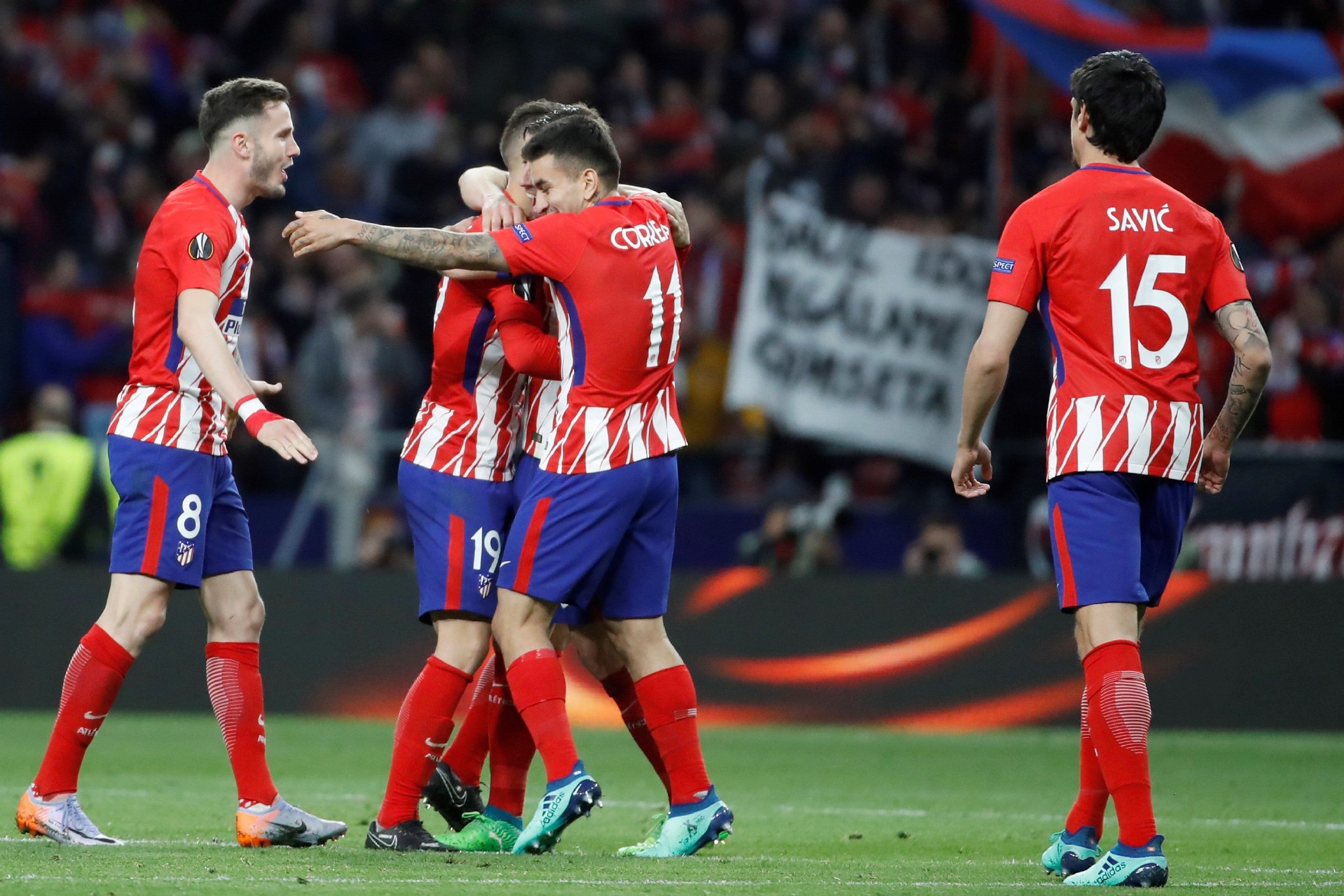 一河南球迷骑三轮车875公里，耗时19天抵达足协杯决赛地苏州