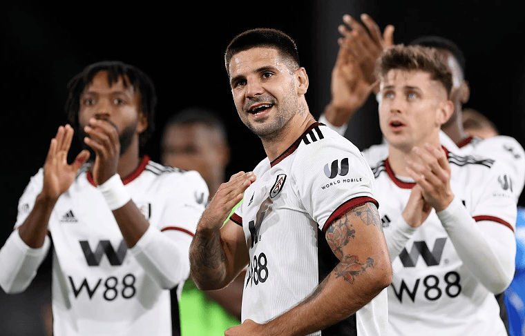 TA：前职业扑克选手执教球队升入奥超，善于理性做出战术调整