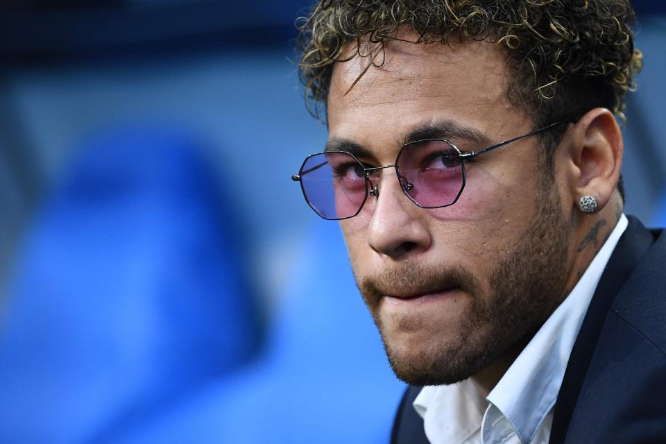 NBA：勇士主场击败小牛 库里三分火力全开