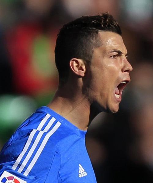 意甲半场：劳塔罗破门，莫拉塔伤退，国米1-0科莫